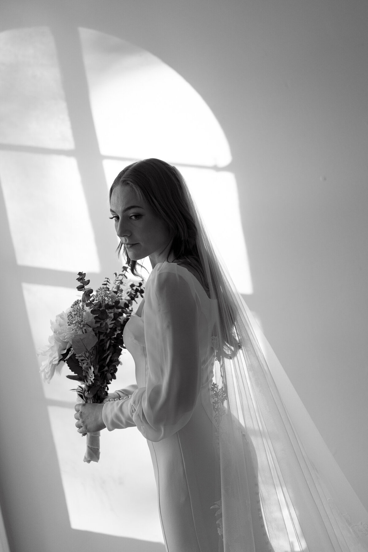 Hadley + Ryan - The Larimore - St. Louis Wedding Photographer - Derek Coffman Photography-3
