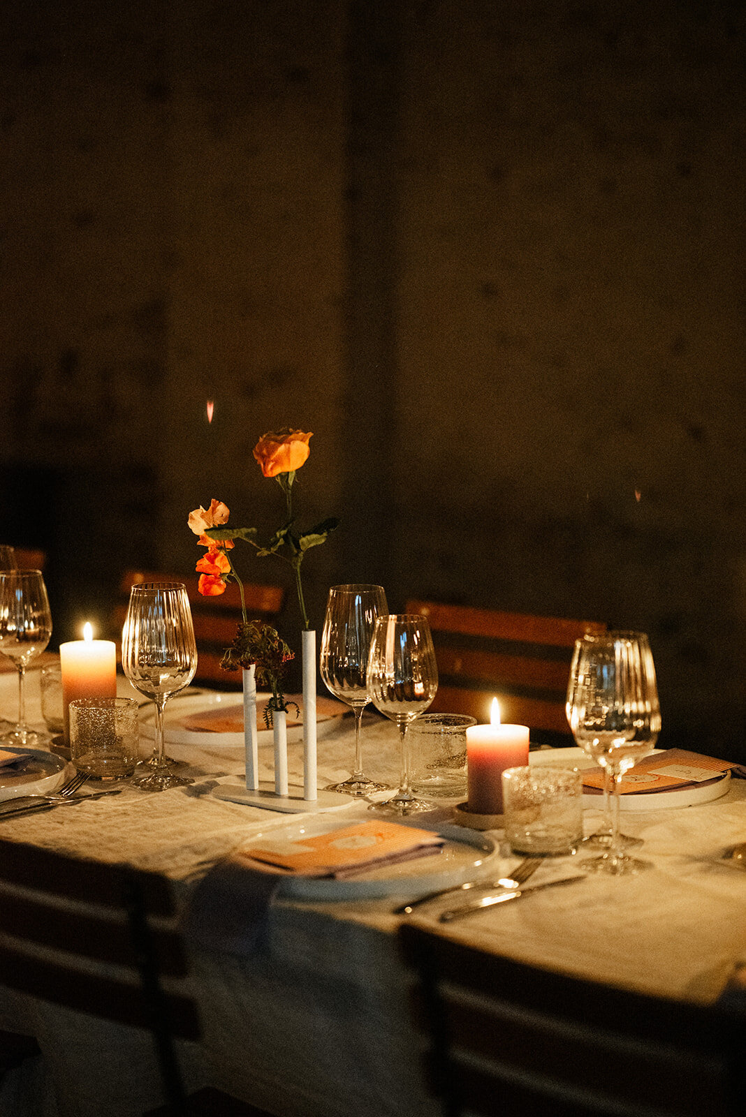 Herentals, salon weddings, moody, authentiek, alternatief trouwen,bruid, 2026, elopent, intiem, spontaan, tijdloos, trouwfotograaf, antwerpen - diner & dessert-41