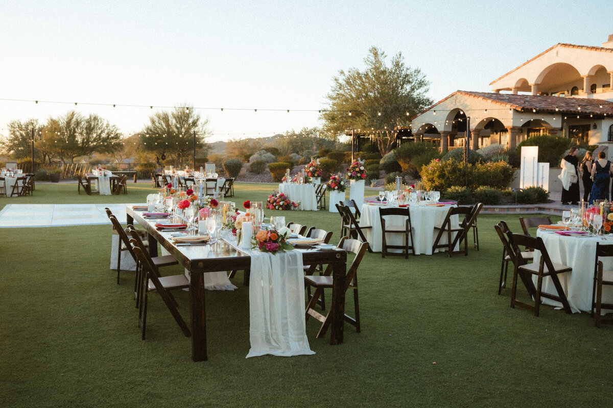 Sarah & Steven Wedding Sneak Peeks-125