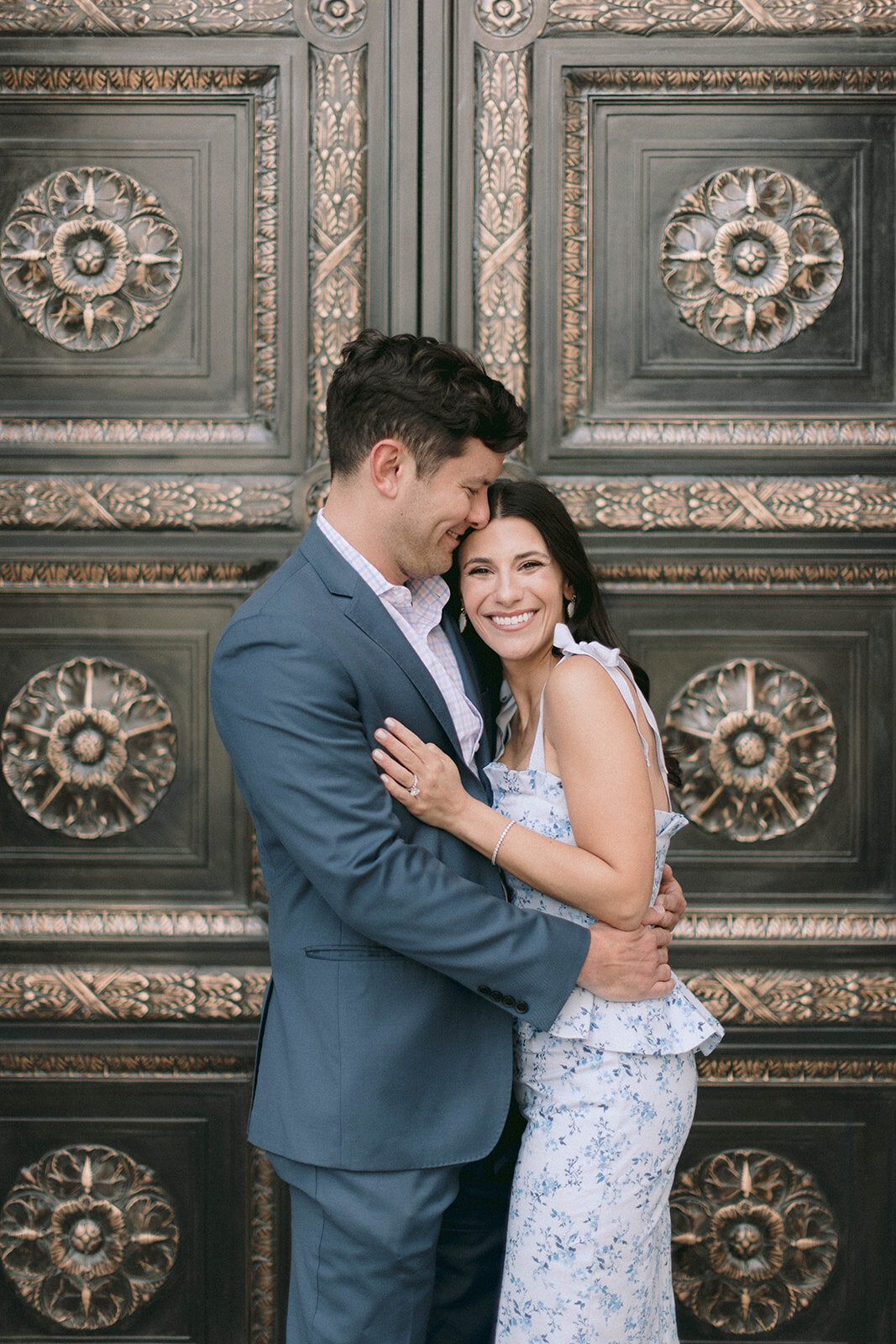city-hall-park-engagement-shoot-nyc-photographer-love-melissa-2