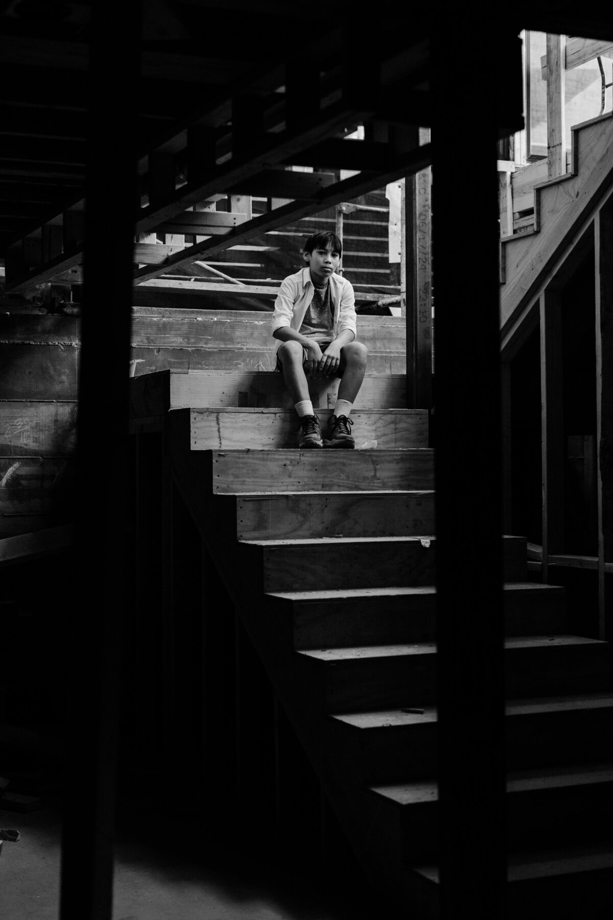black-and-white-photo-of-boy