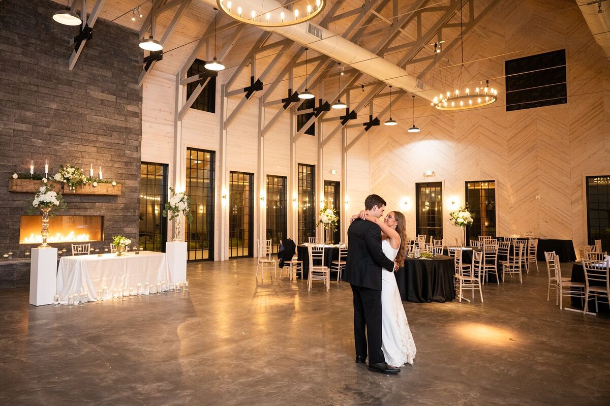 Wedding-at-Board-and-Batten-Lexington-North-Carolina-1375