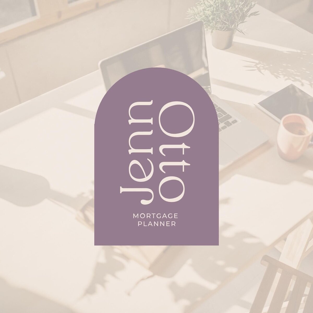 Template__Square_Mockups_(2)-ea7db6fe