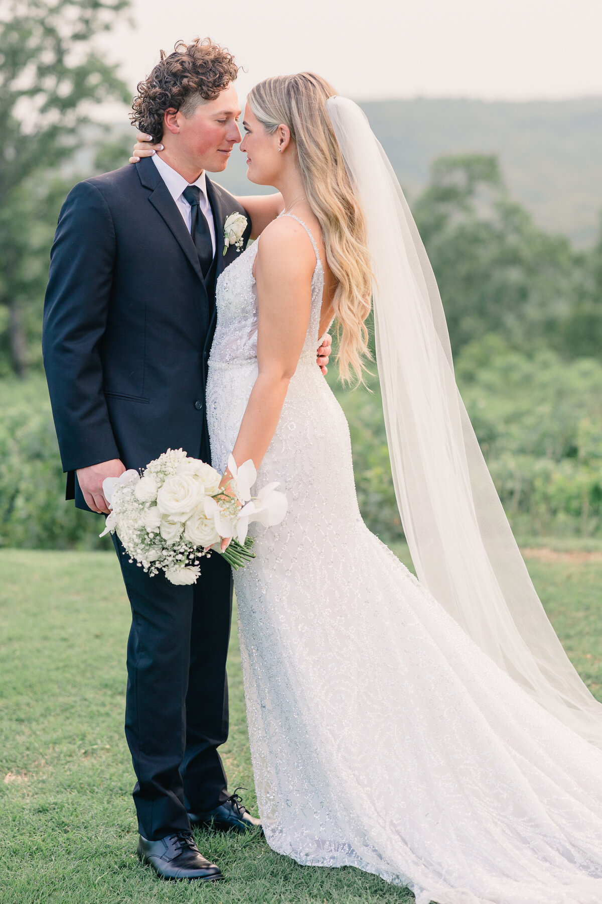 View_at_Hillside_Barn_wedding-7560