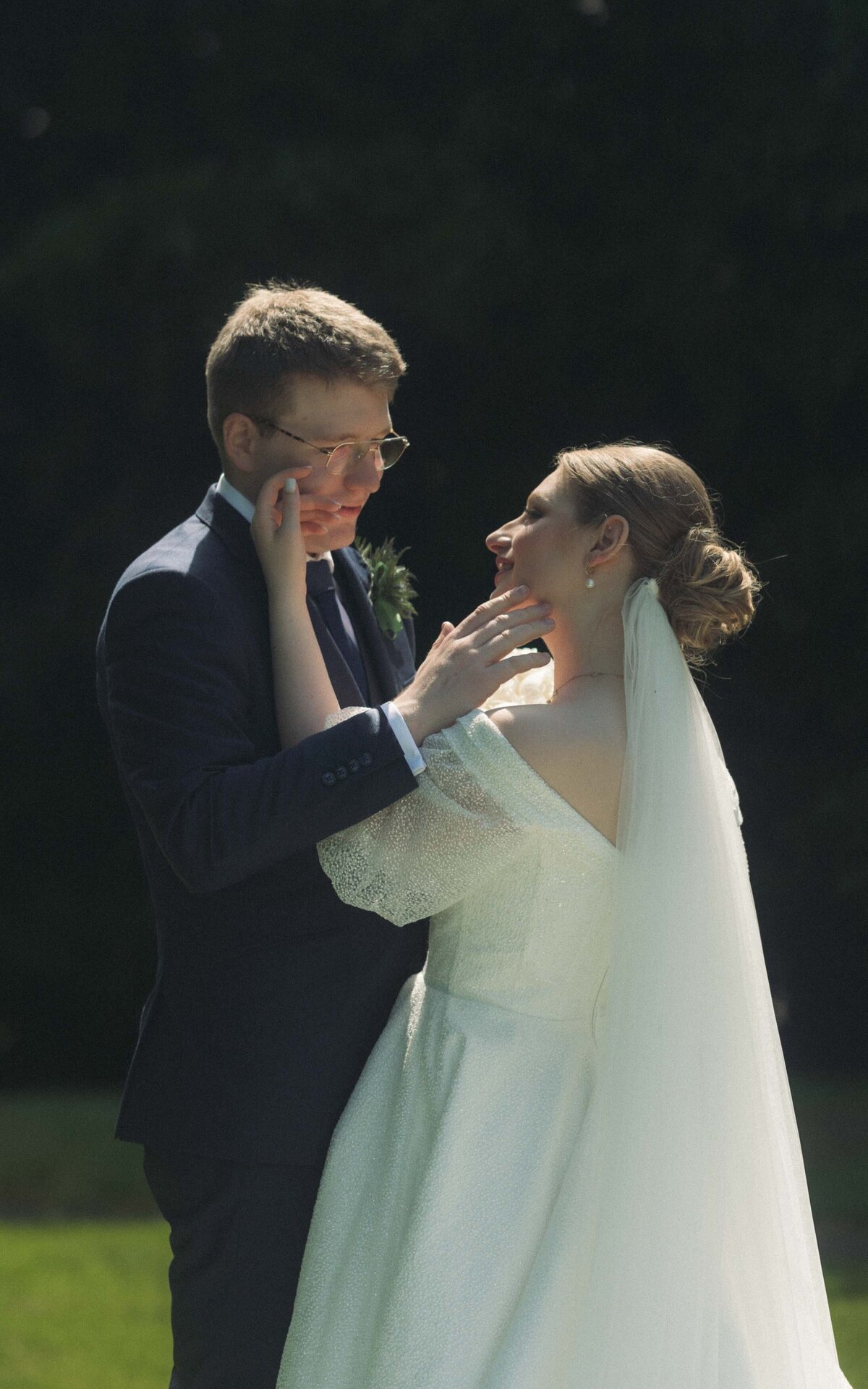 Stunning married couple photography that showcases your love and commitment on your wedding day.