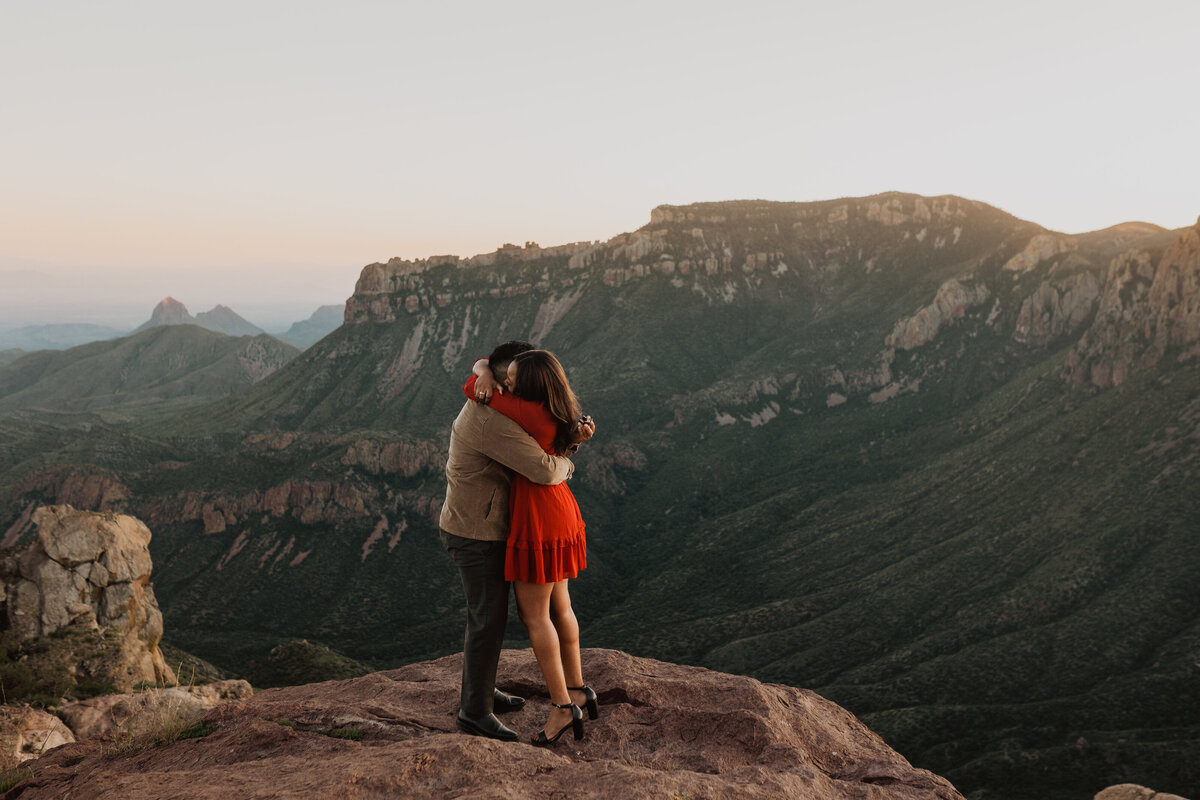 TessLesliePhotos-big-bend-surprise-proposal-048