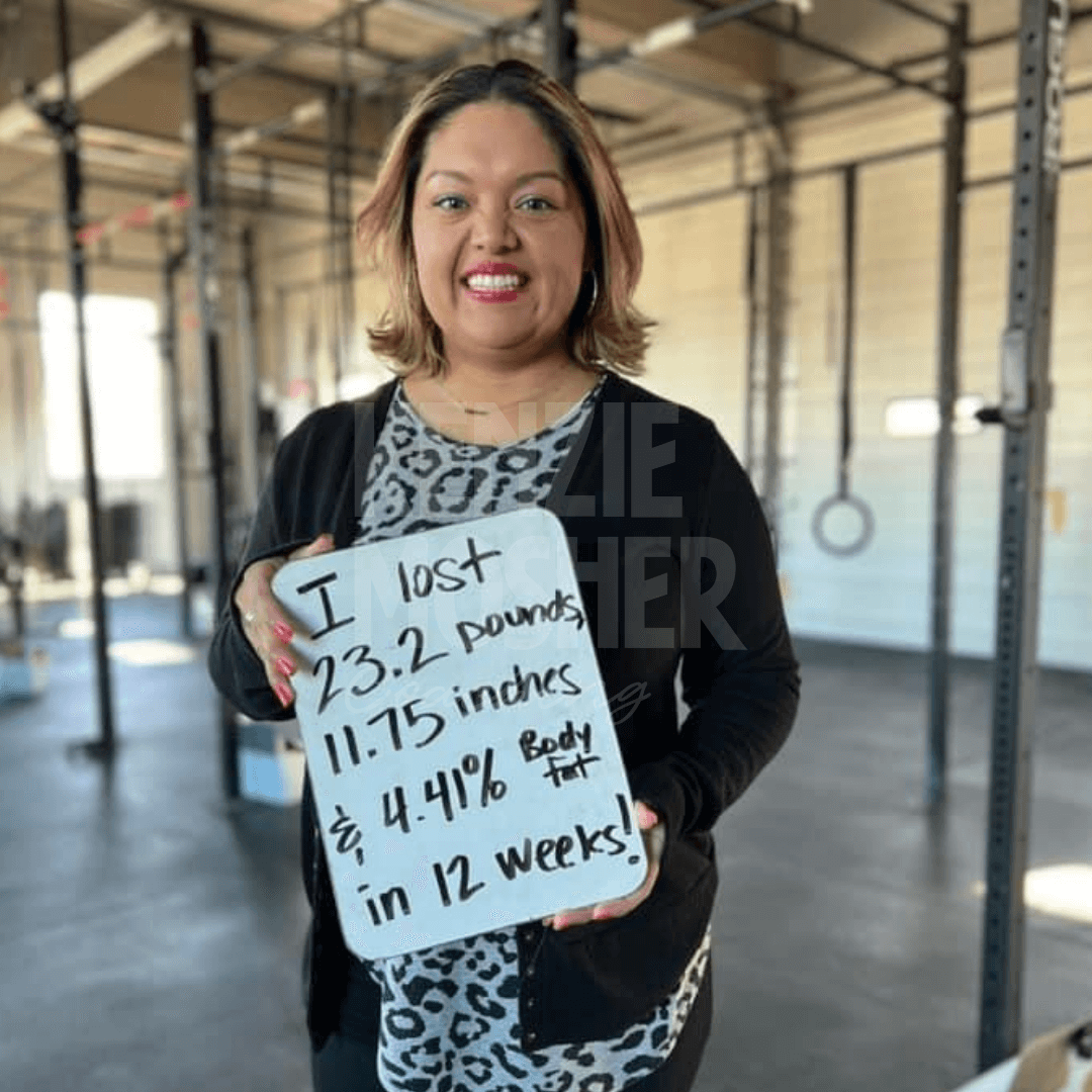 Woman’s before and after fat loss results from functional nutrition and hormone balance coaching by Kenzie Mosher.
