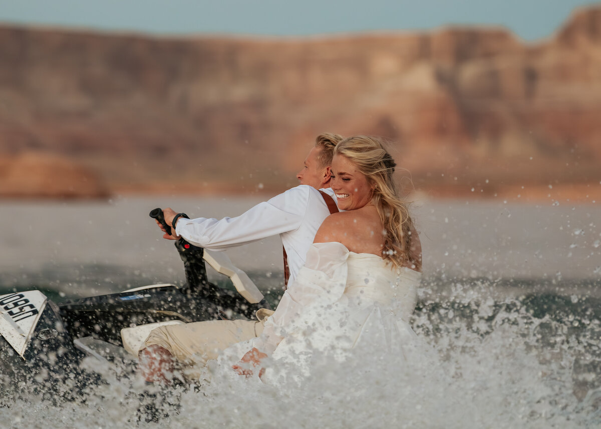 R + M _ Wedding _ Lake Powell _ Utah-33