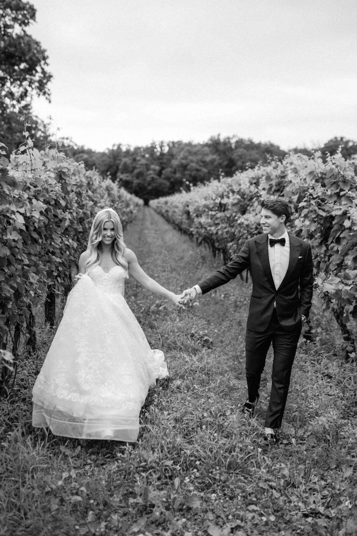 515-Pellar-Estates-Niagara-On-The-Lake-Ontario-Canada-Stephanie-Mitch-Marner-Wedding-39