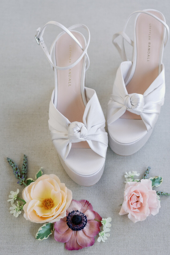 spring flowers, flat lays