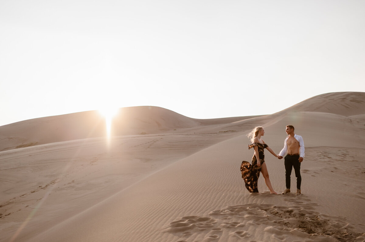 Great Sand Dunes National Park engagement photos