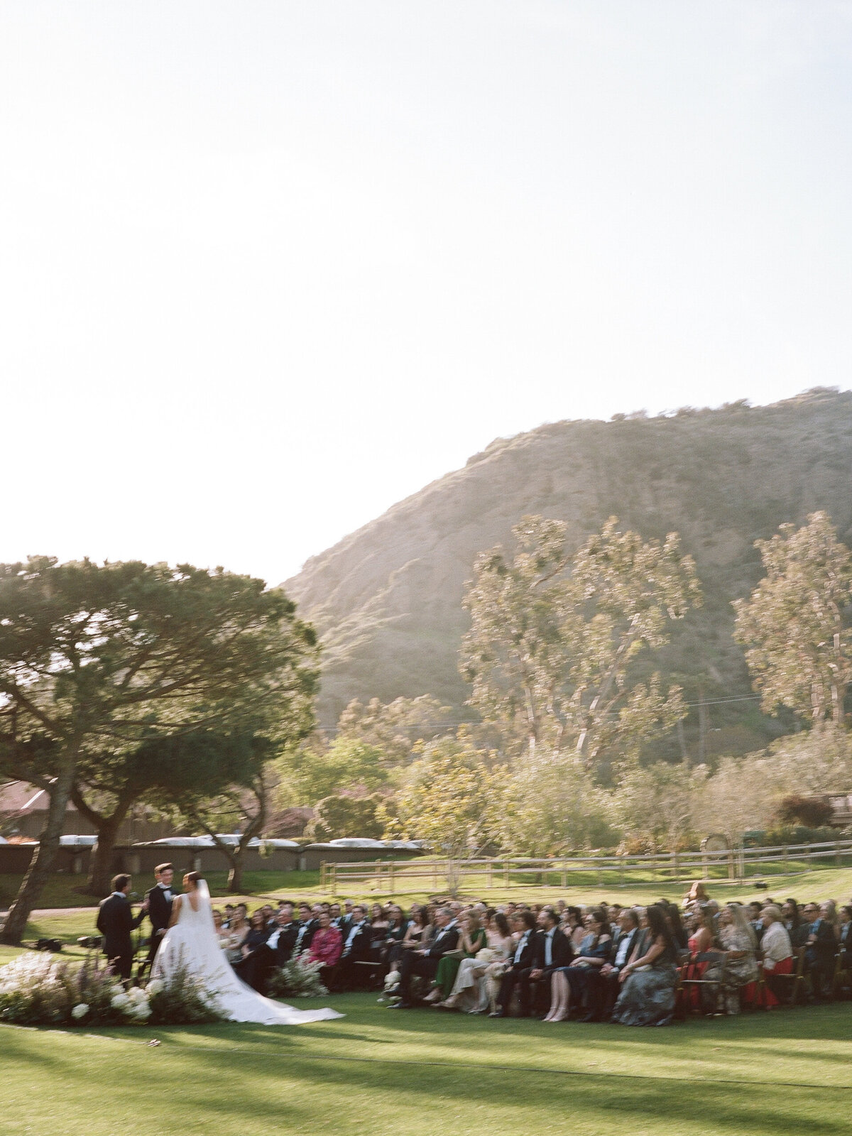 EMILY+CONOR-MCKINLEY-LAGUNA-BEACH-LOS-ANGELES-CALIFORNIA-WEDDING-LUXURY-UPSCALE-RANCH-AT-LB-133