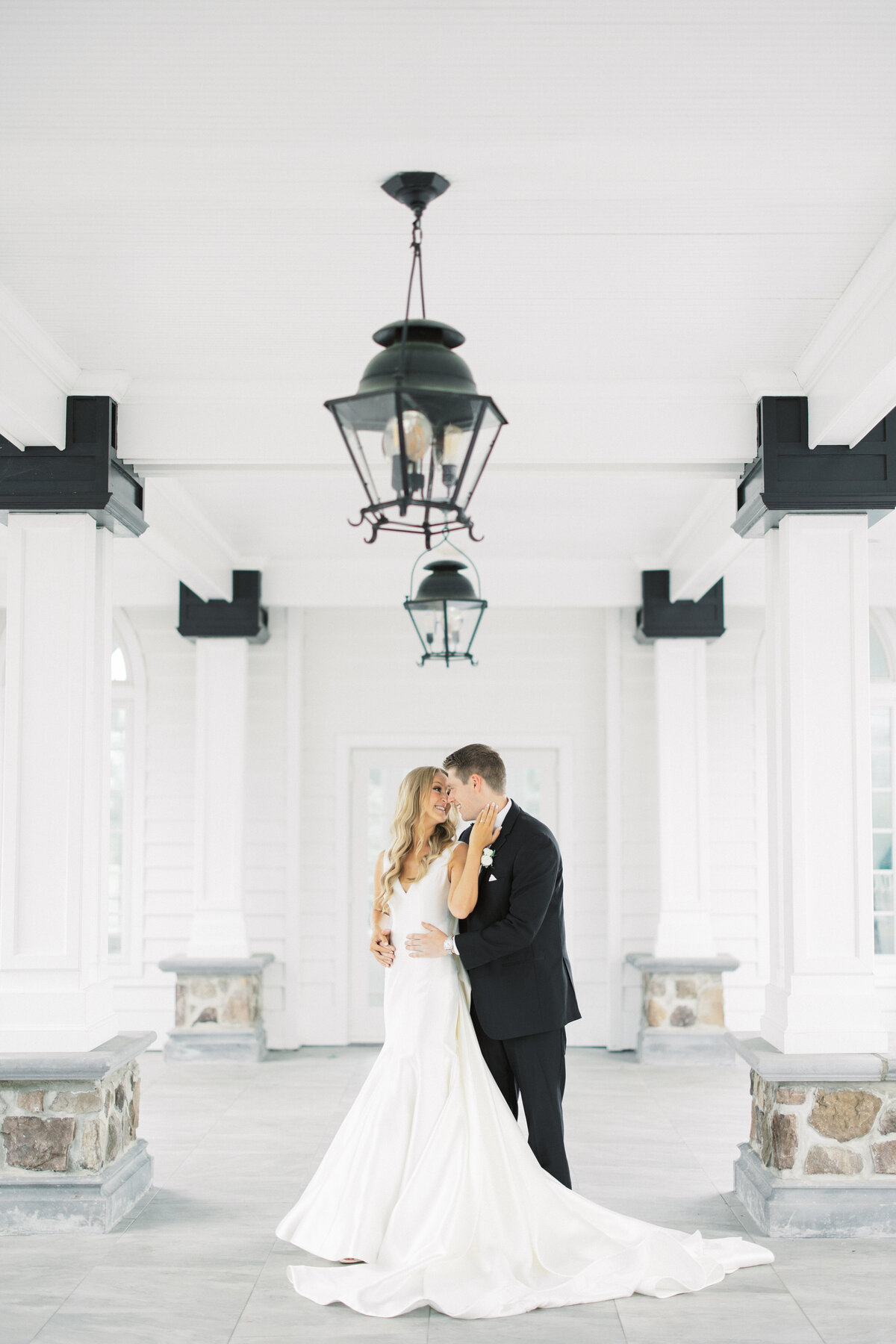 Molly Sue Photography New Jersey + East Coast Wedding Photographer Romantic Imagery Engagement Lifestyle Heirloom Wedding Albums36