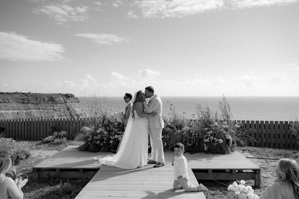 Ceremony_TaraRichie_PortugalWedding_Ericeria_Photo-250