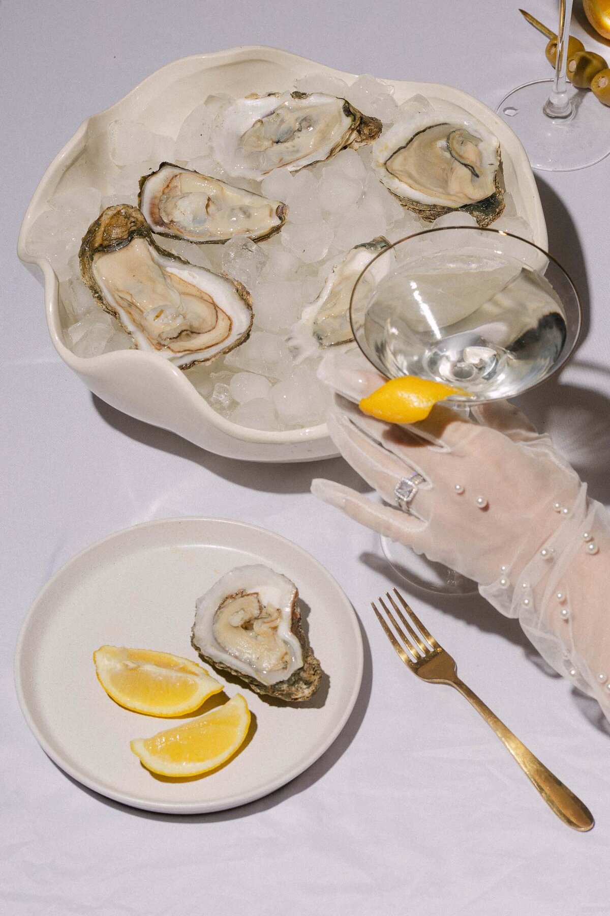 dove_and_fox_editorial_photography_raleigh_east_coast_oysters_2