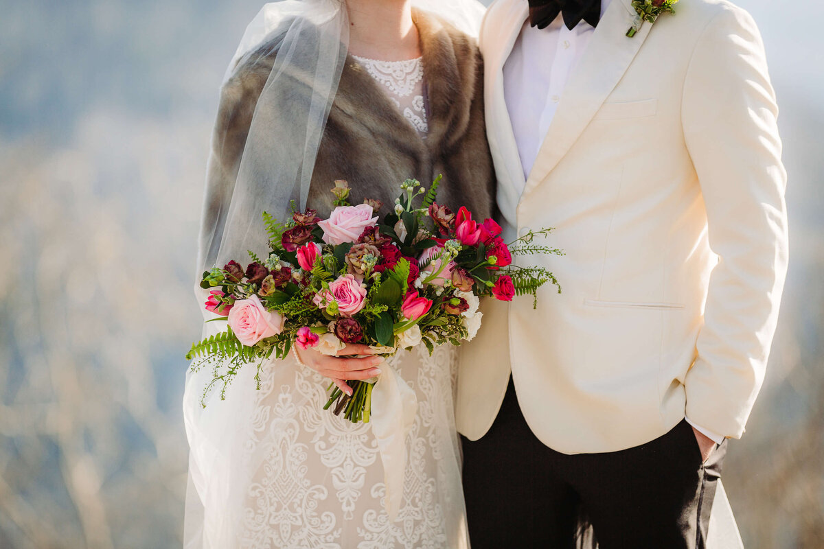 Jump-Off-Rock-NC-Mountain-Elopement-6