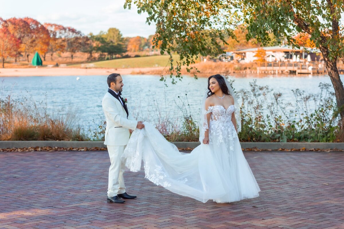 Andrea & Jose Wedding, Independence Grove, Libertyville, IL, 10-19-25, Maira Ochoa Photography-0898