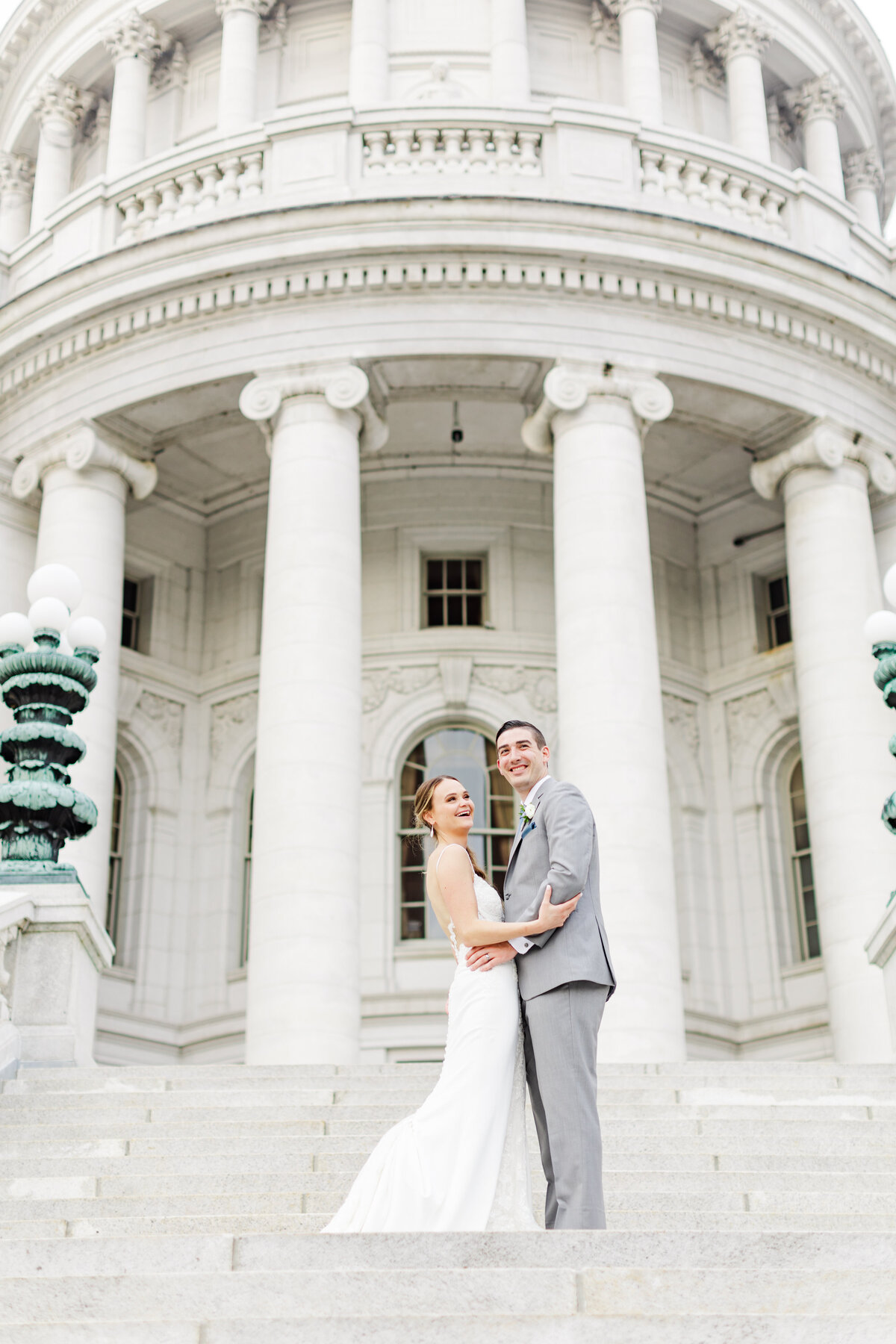 27_wisconsin_state_capitol_wedding_madison_wisconsin