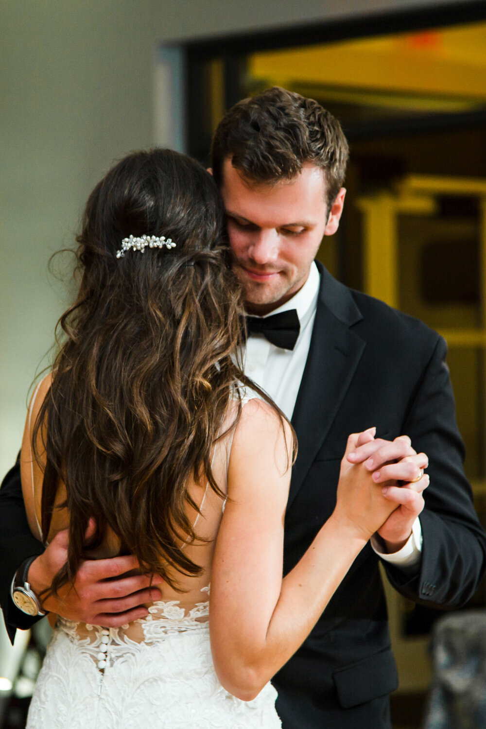 Chicago Wedding Photographer-TWA-Photographic-Artists-Capstone Occasions_Strickland_Augustyn_MS_JR-0755