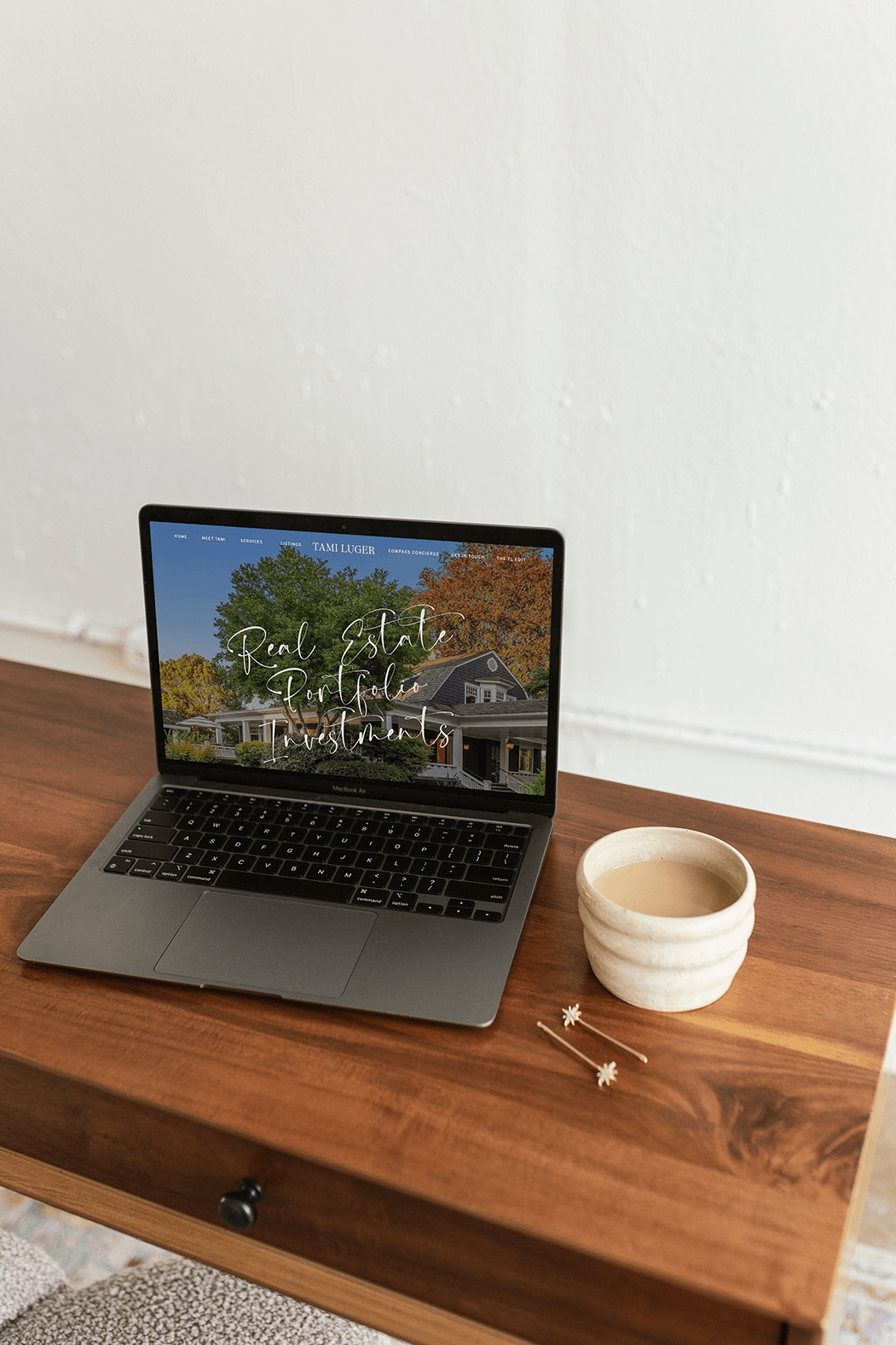 showit real estate mockup