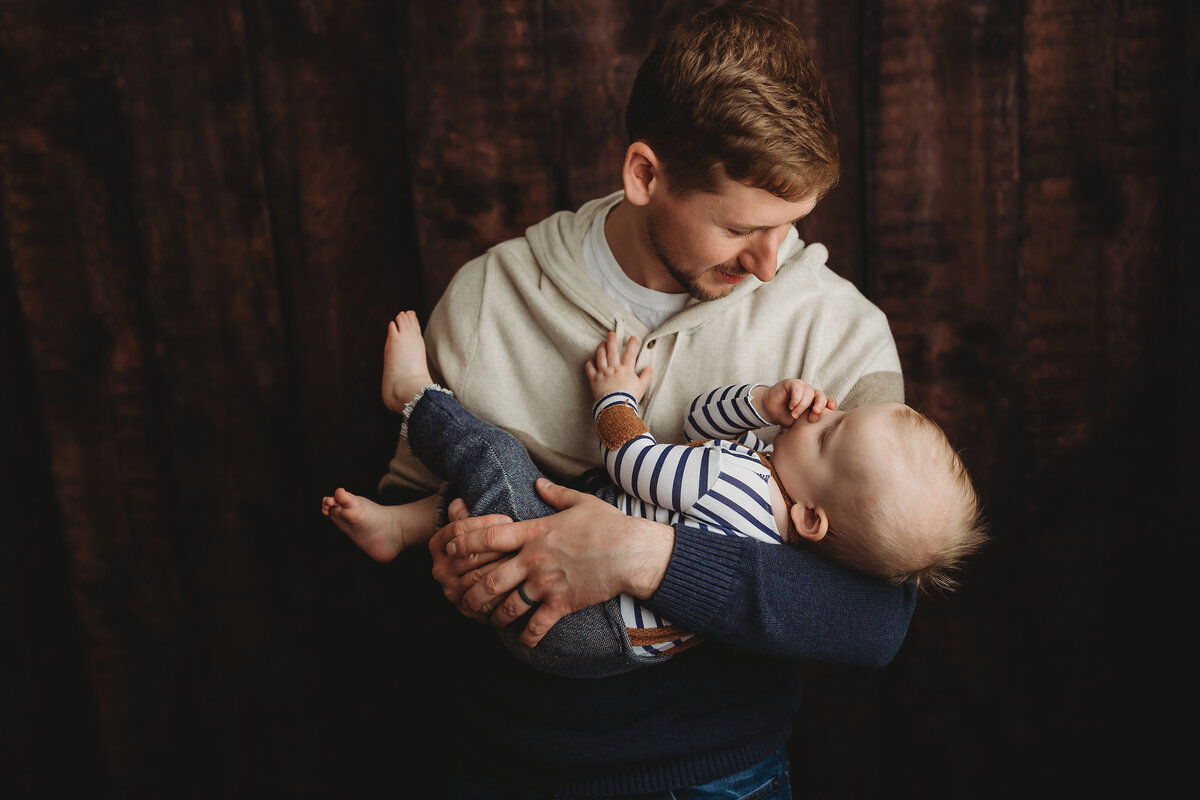 white-bear-lake-mn-baby-photography-dad