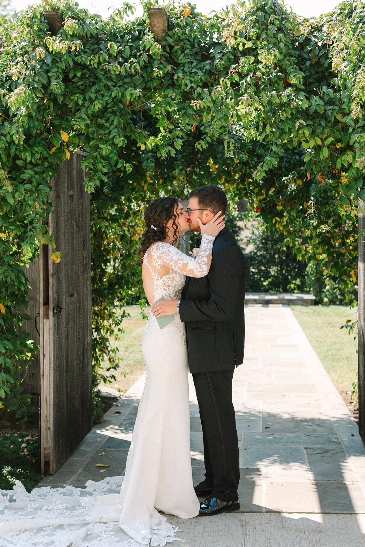 Bride and Groom Wedding Portaits Kelynn and Mathew Evansville Owensboro172