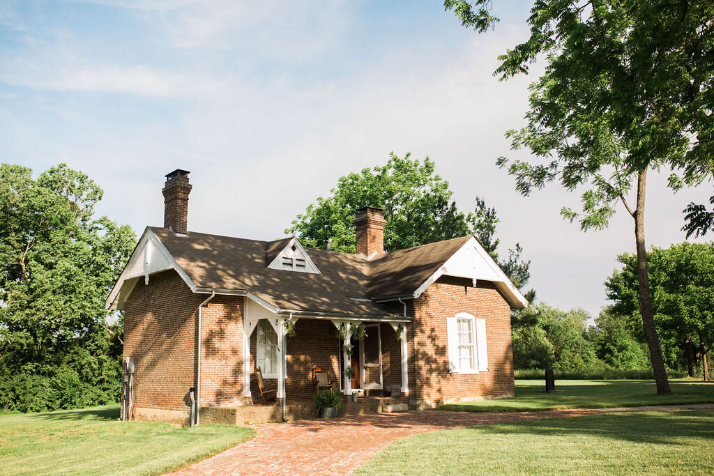 Lynwood Estate - Luxury Kentucky Wedding Venue - Historic Property 00008