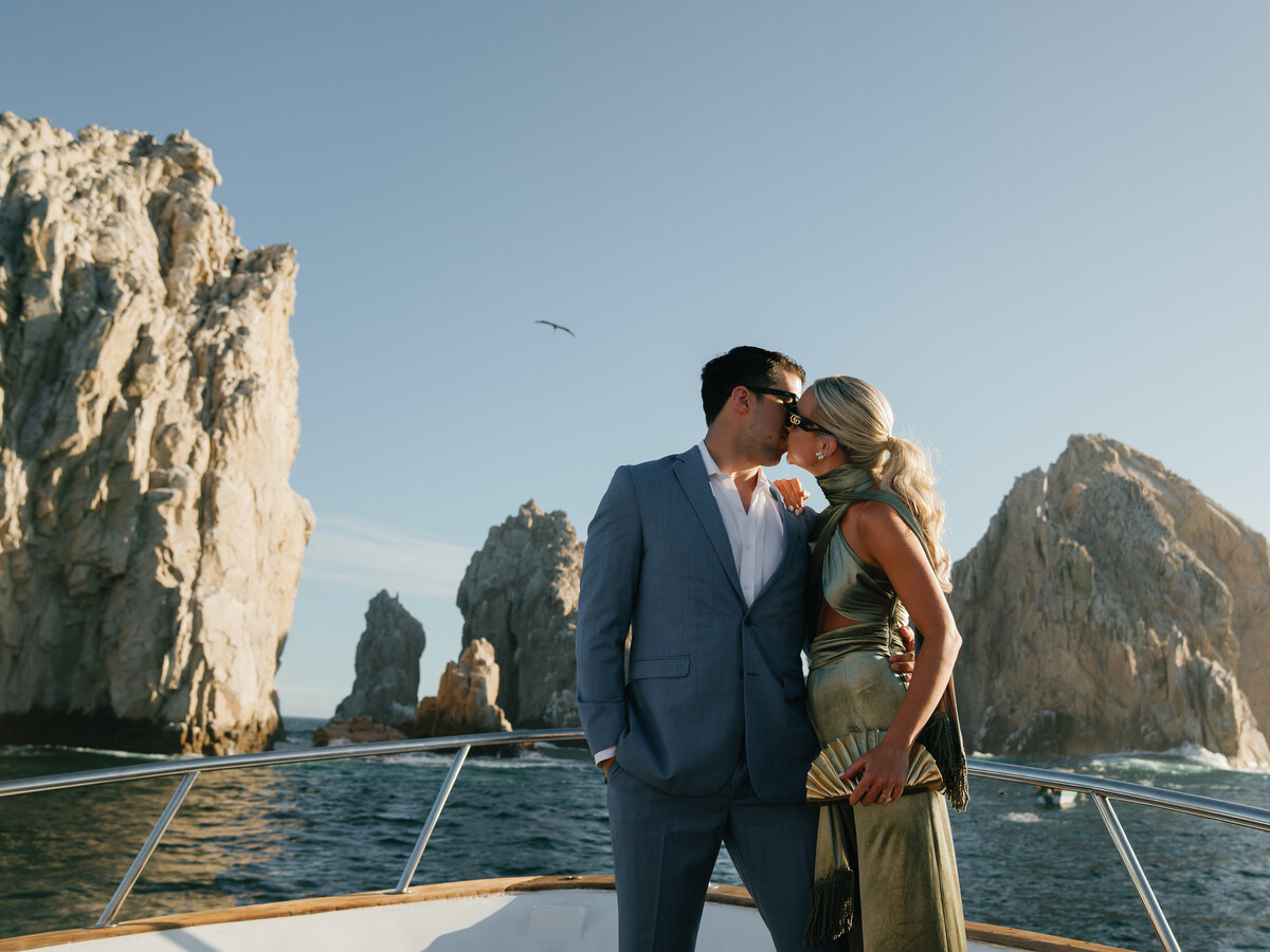 MeganandWill_05SunsetSail-68