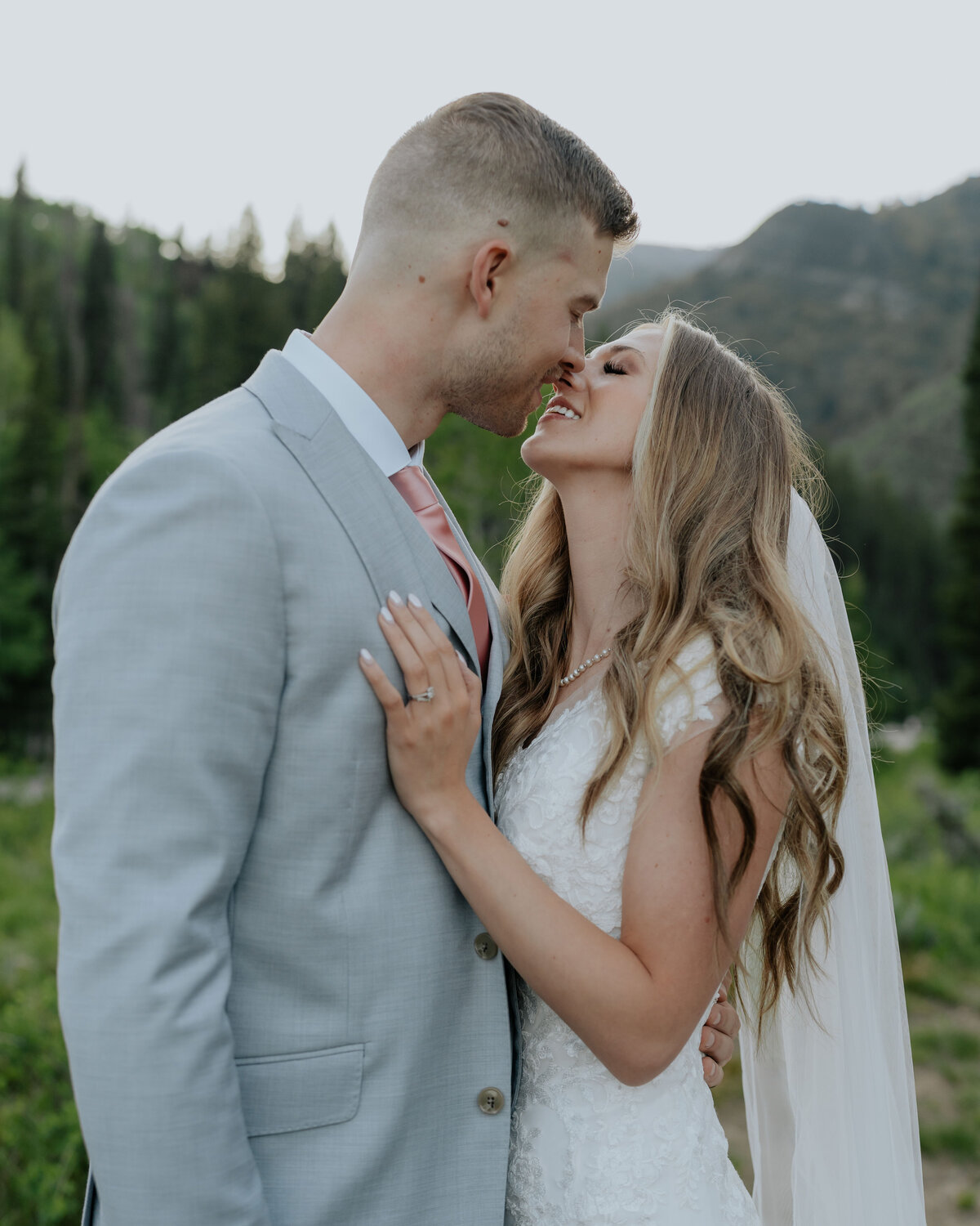 Hannah + Skylar (E) 06-12-24-210