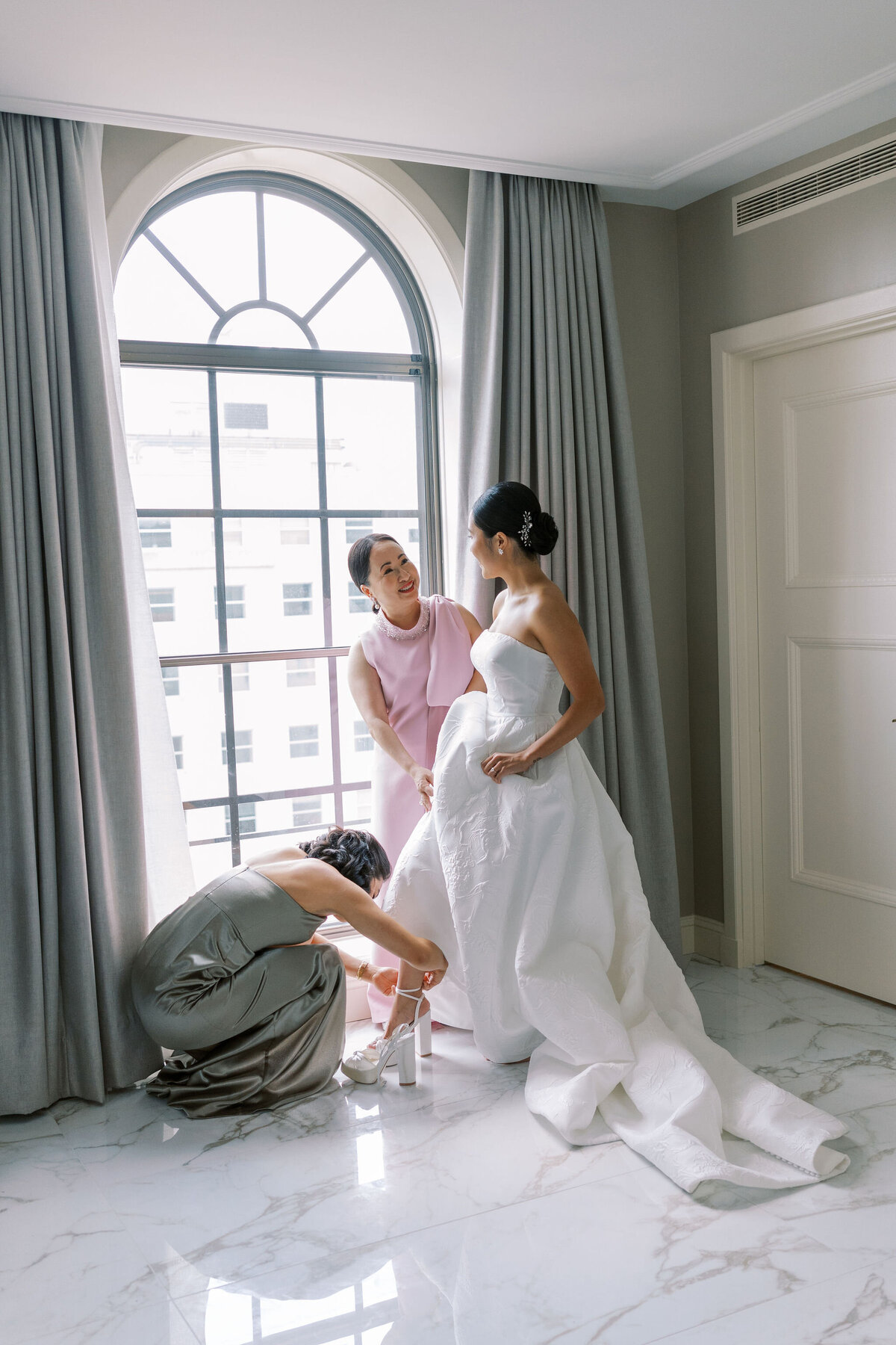 Vicki Grafton Elevated DC Wedding Photographer Meridian House 038