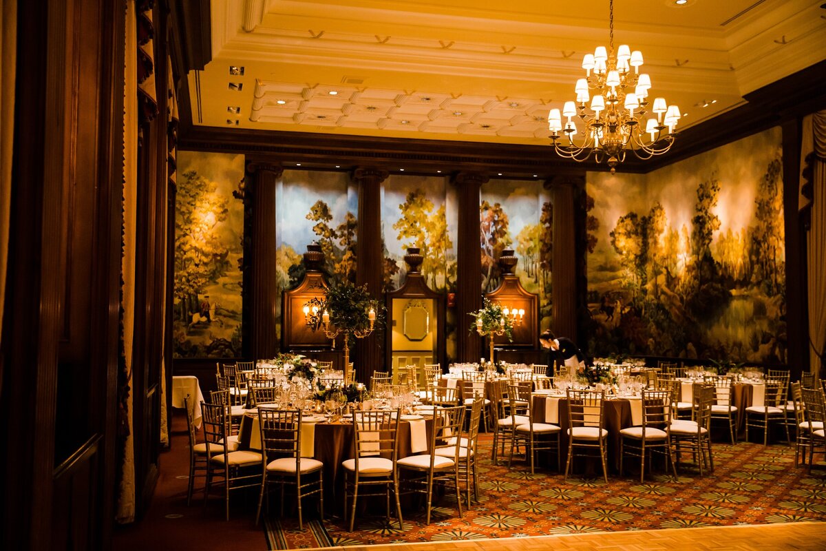 AbieLivesayPhotography-PittsburghWeddingPhotographer-DuquesneClub-AlexandraColin-876