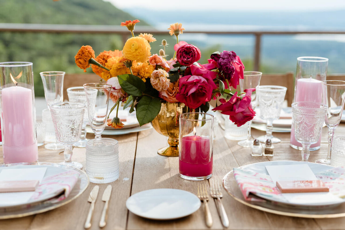 Hudson-Valley-Wedding-Planner-Canvas-Weddings-Beacon-NY-Wedding-Hudson-Valley-Wedding-Venue-Details-tablescape-colorful-wedding-31
