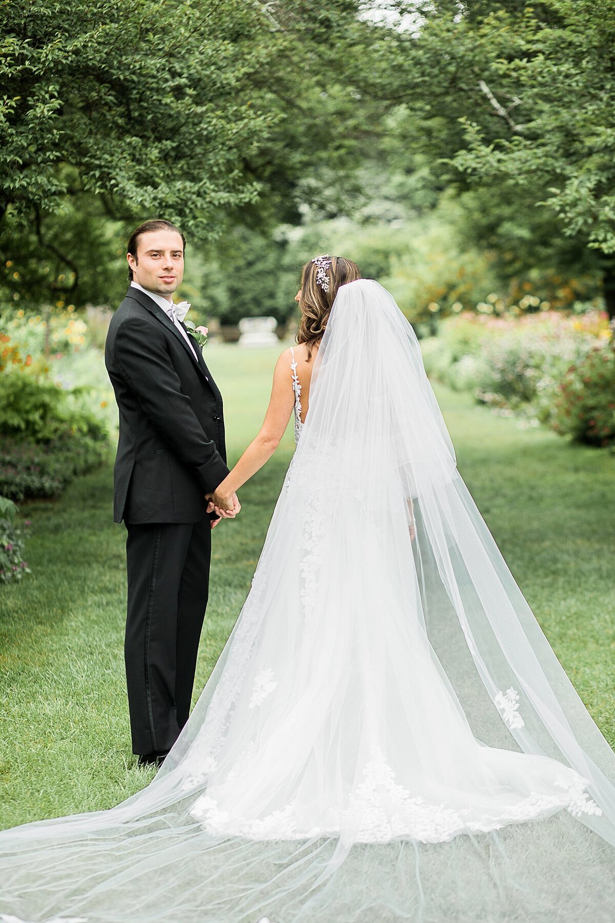 New Jersey Wedding + The Castle at Skylands Manor +  Jewish Wedding + Summer +  Jewish Couples + Jewish Bride + Yael Pachino Photography LLC + Val and Matt_1089