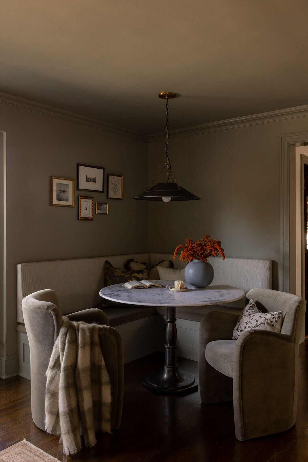 SIL & PARK - Beach Cliff Boulevard_Cleveland Interior Designer - Home Design Renovation Kitchen Bathroom Custom Interior - 1