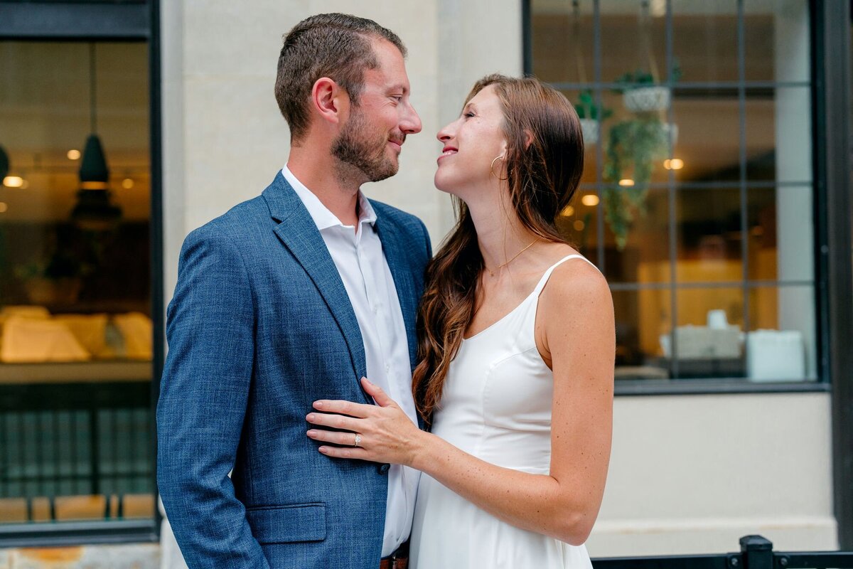 couple-facing-each-other-close-up-smiling