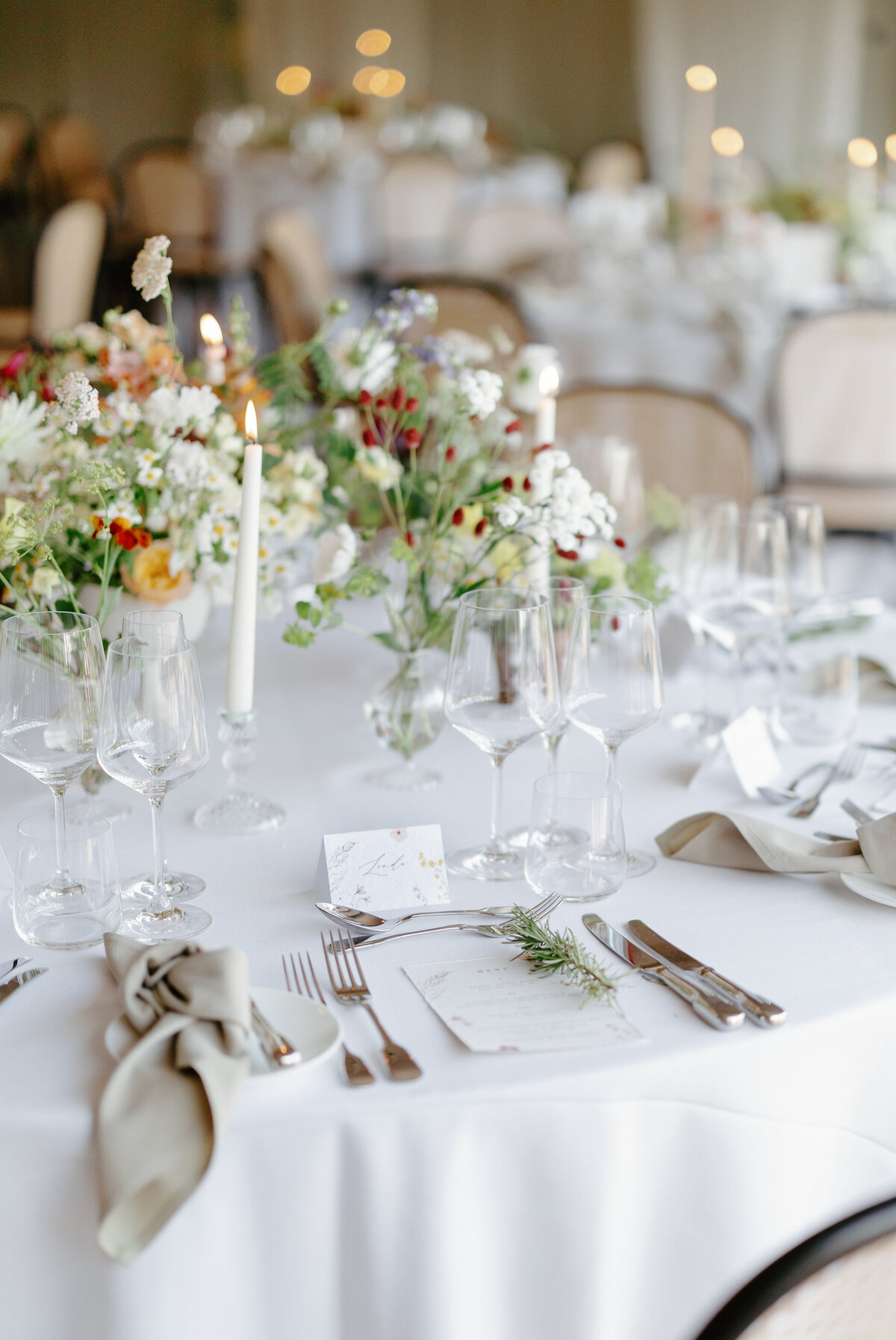 Chloe-Ely-Photography-Nick-Luke-Previews-92_Wizz & Wild Wedding Florals
