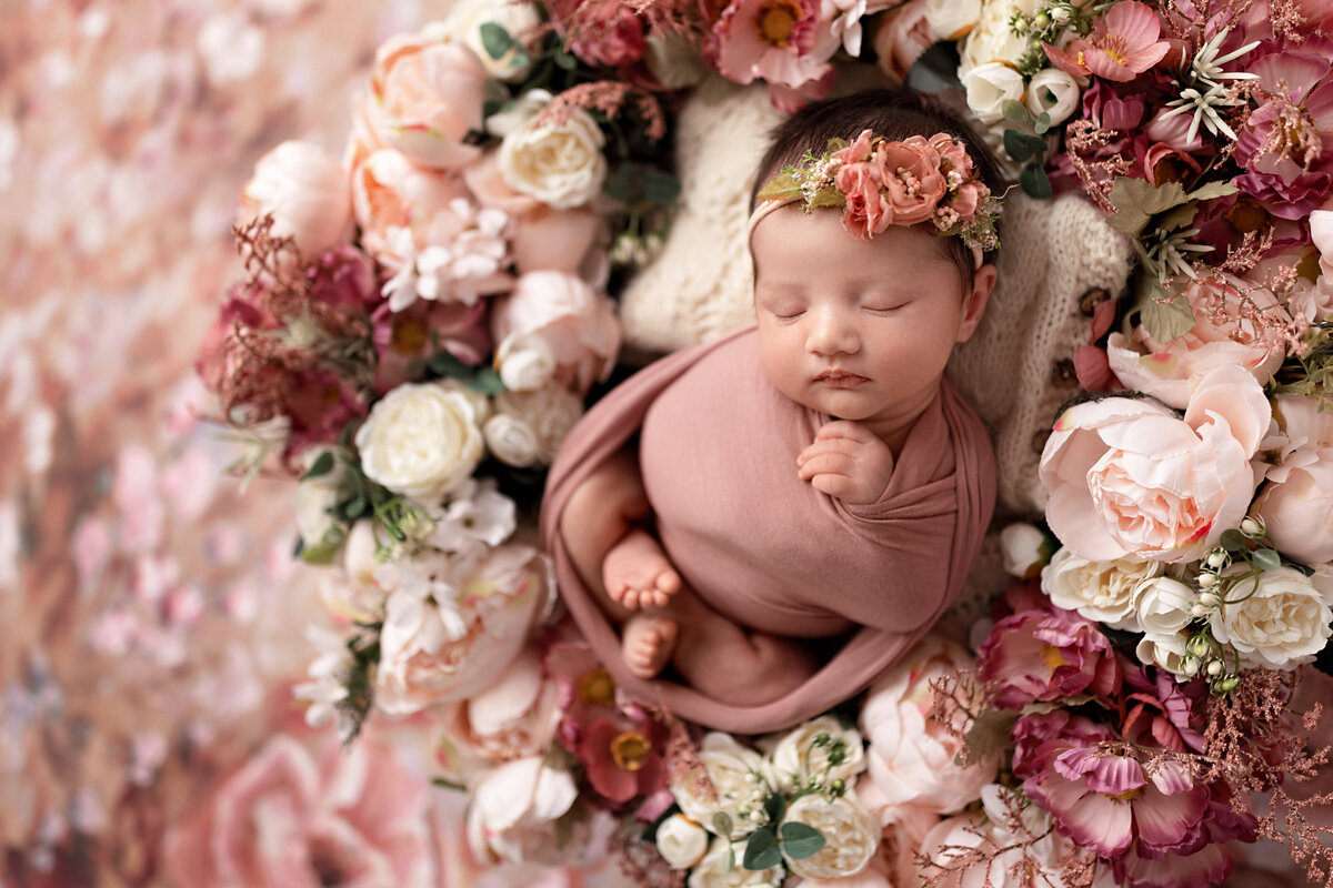 Bowl - 2022-08-11 - Xyril's Newborn Session - 17 days (Gladys Brown)062_1