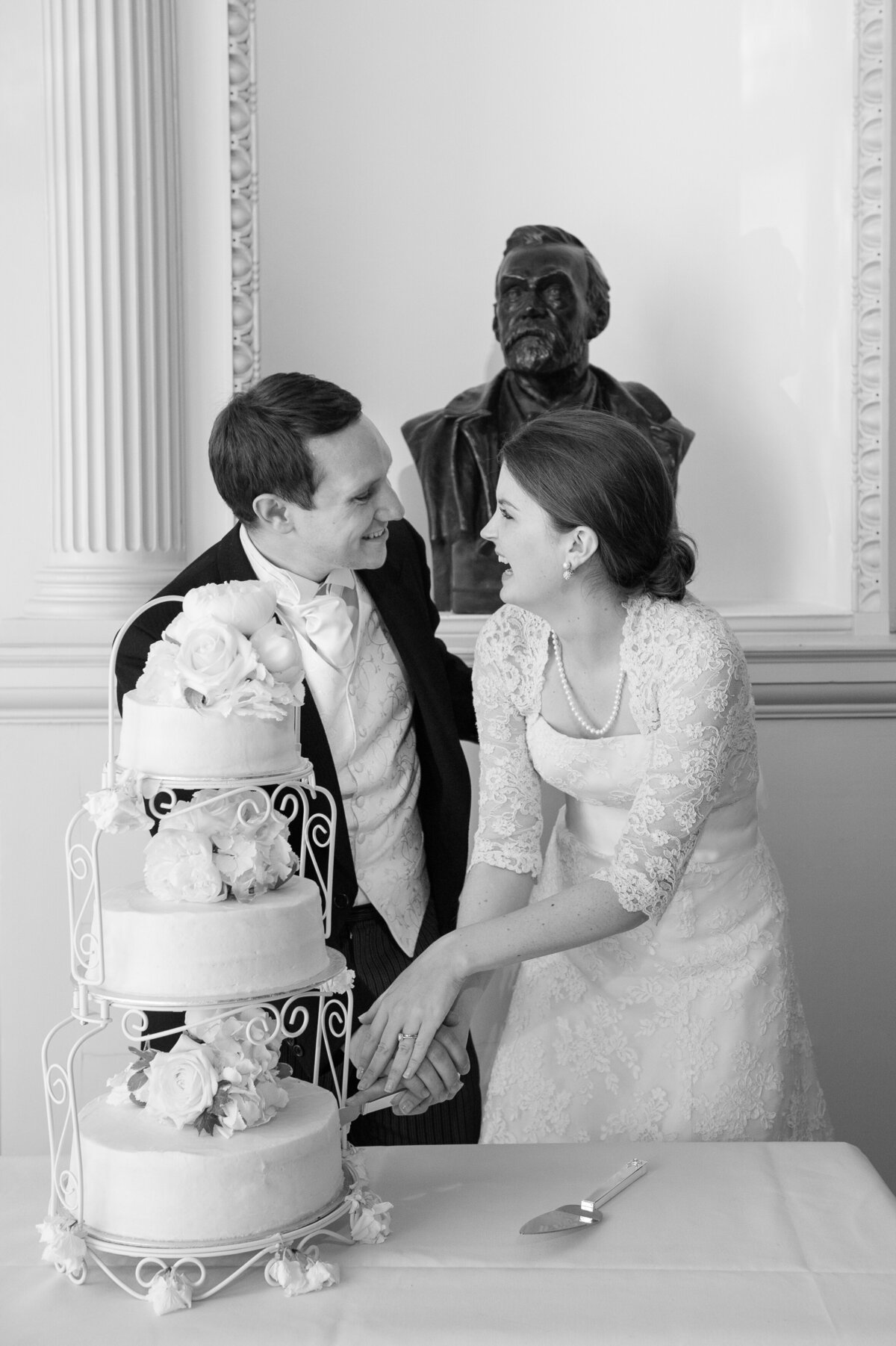 Chicheley-Hall-wedding-photography-1074