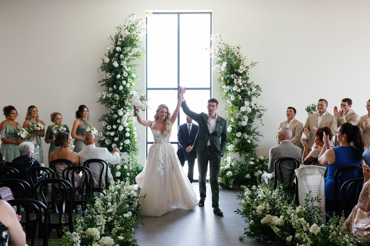 Keegan + Shelby Sneak Peeks | Monick Yards -20