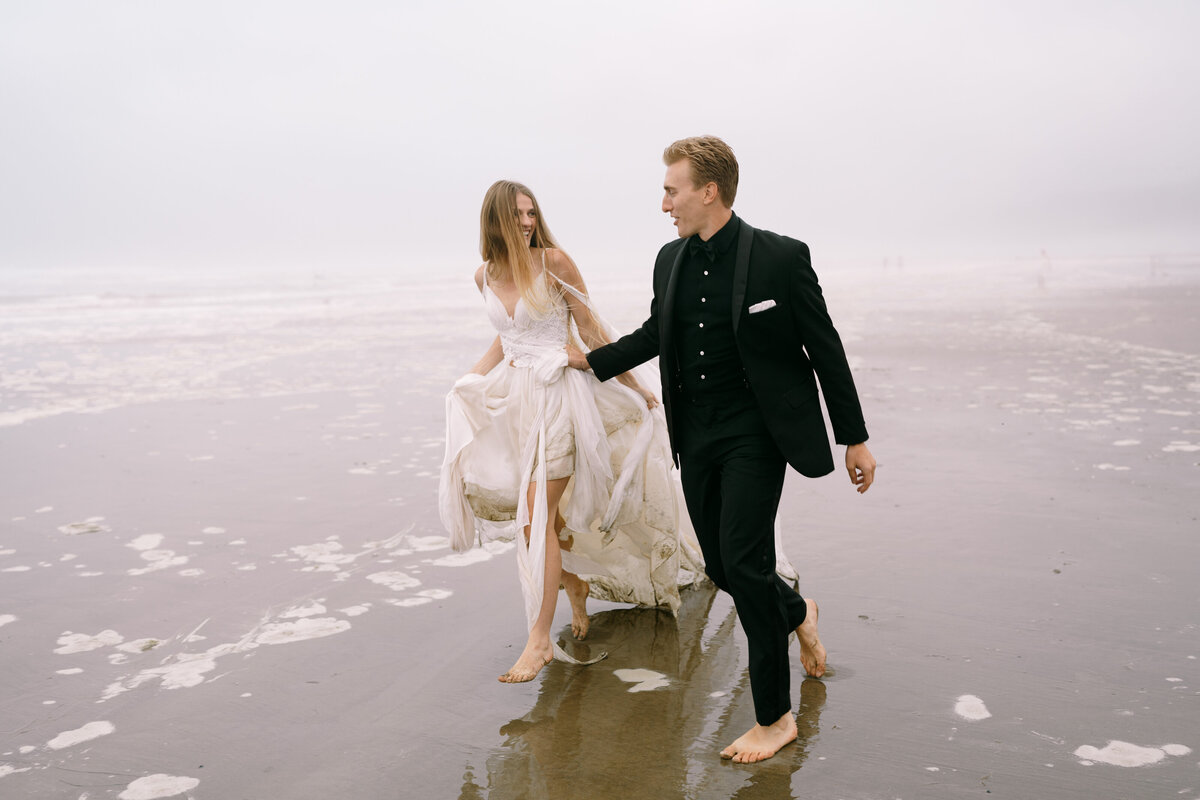 Sky+Savvy_Sneak_Peeks-16