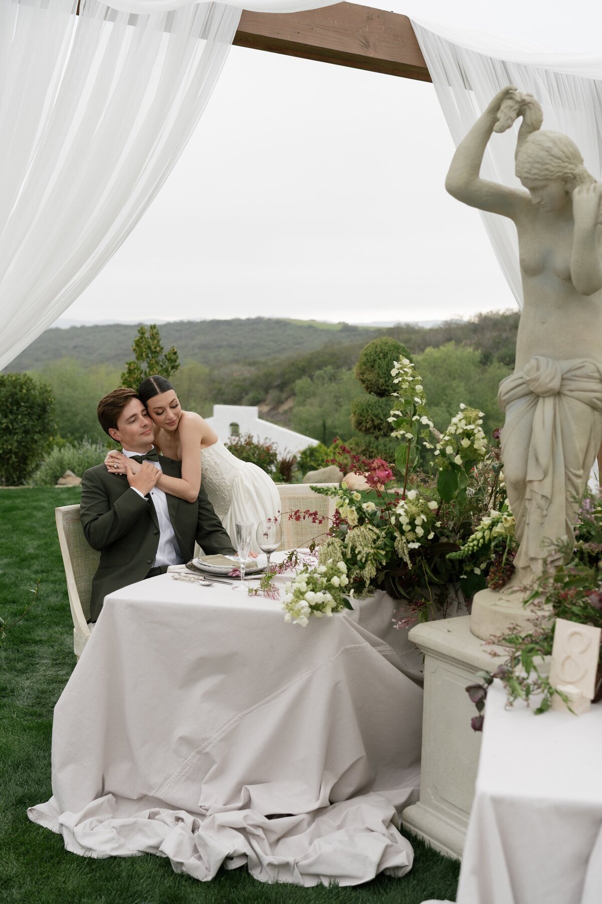 Jeune-Perche-Faye-Fern-Creative-MVFPortraits-Reception-27
