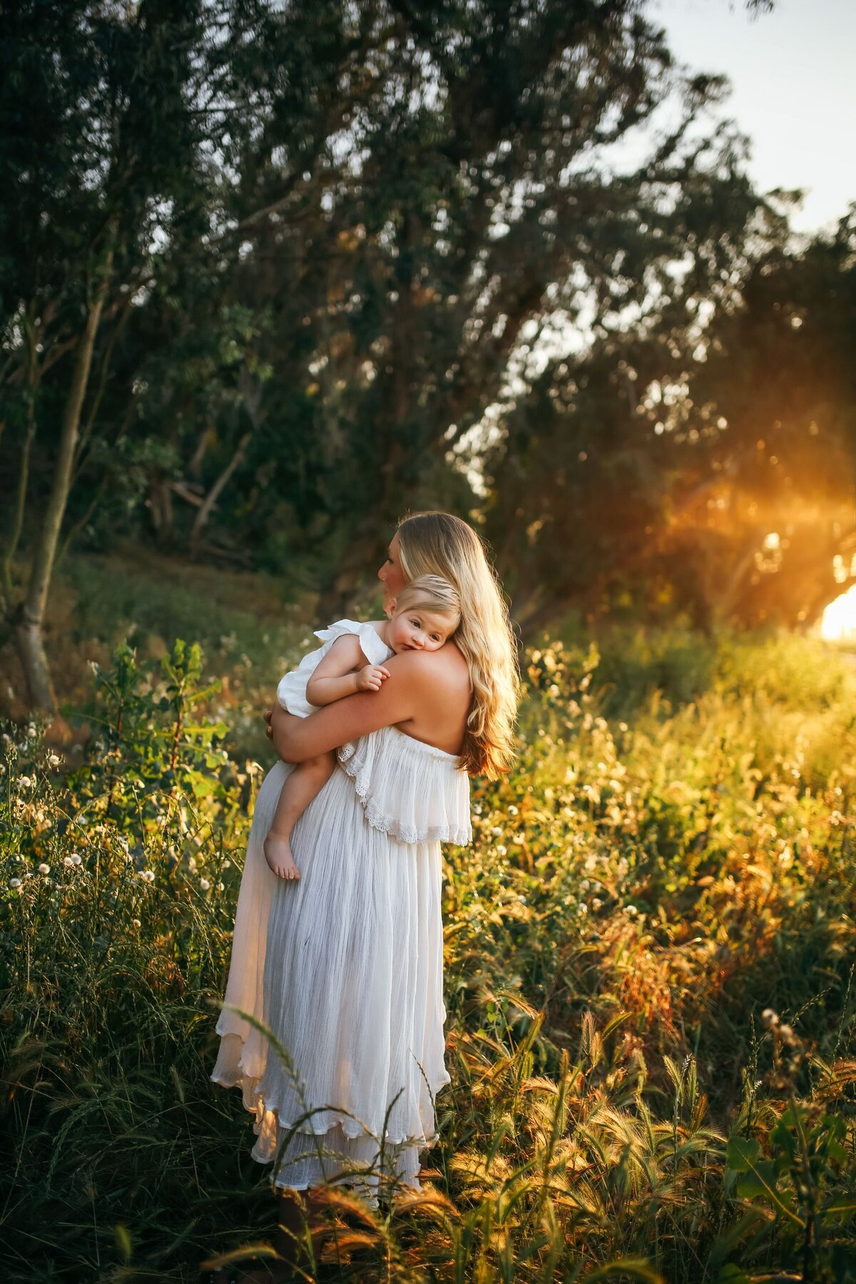 maternity-photoshoot-with-toddler-francesca-marchesephotography-3