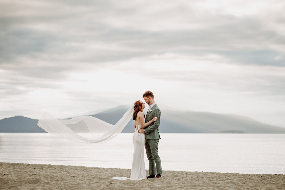 K&I-pacific-spirit-regional-park-elopement-spanish-banks-vancouver-162