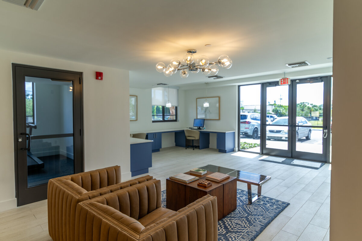 062524BERKELYPALMBEACH-125