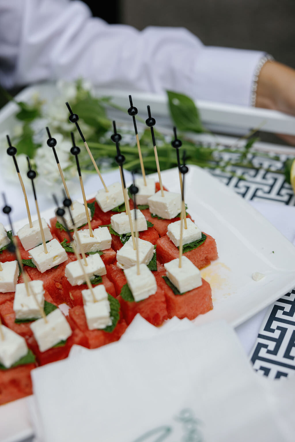 Sophisticated-black-tie-outdoor-wedding-in-portland-oregon-1124