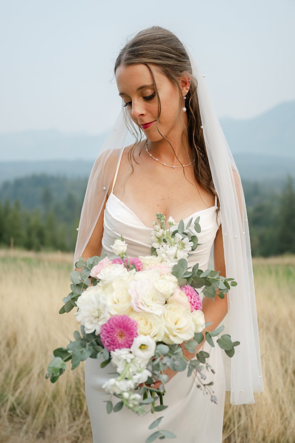 bridal portrait snoqualmie ridge washington 