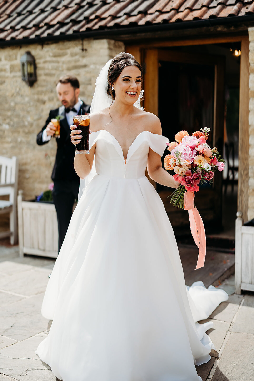 kingscote-barn-wedding-photography1201