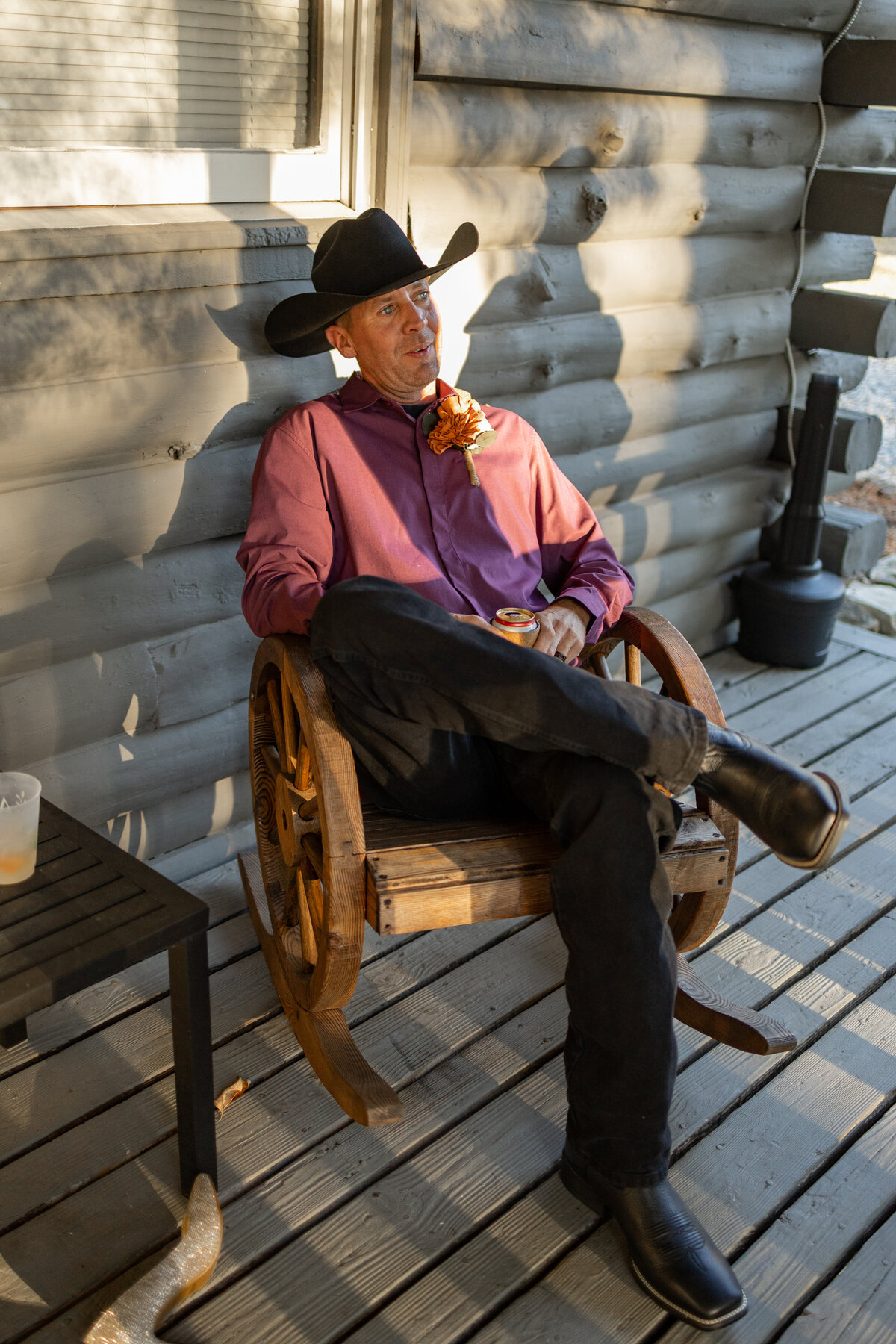 groom-at-the-hidden-cabin-seale