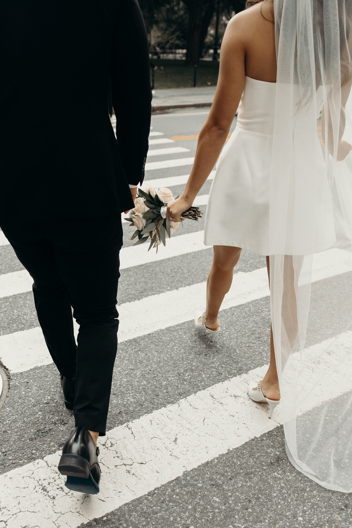 Kathleen_Victor_NYC_City_Hall_Elopement_033