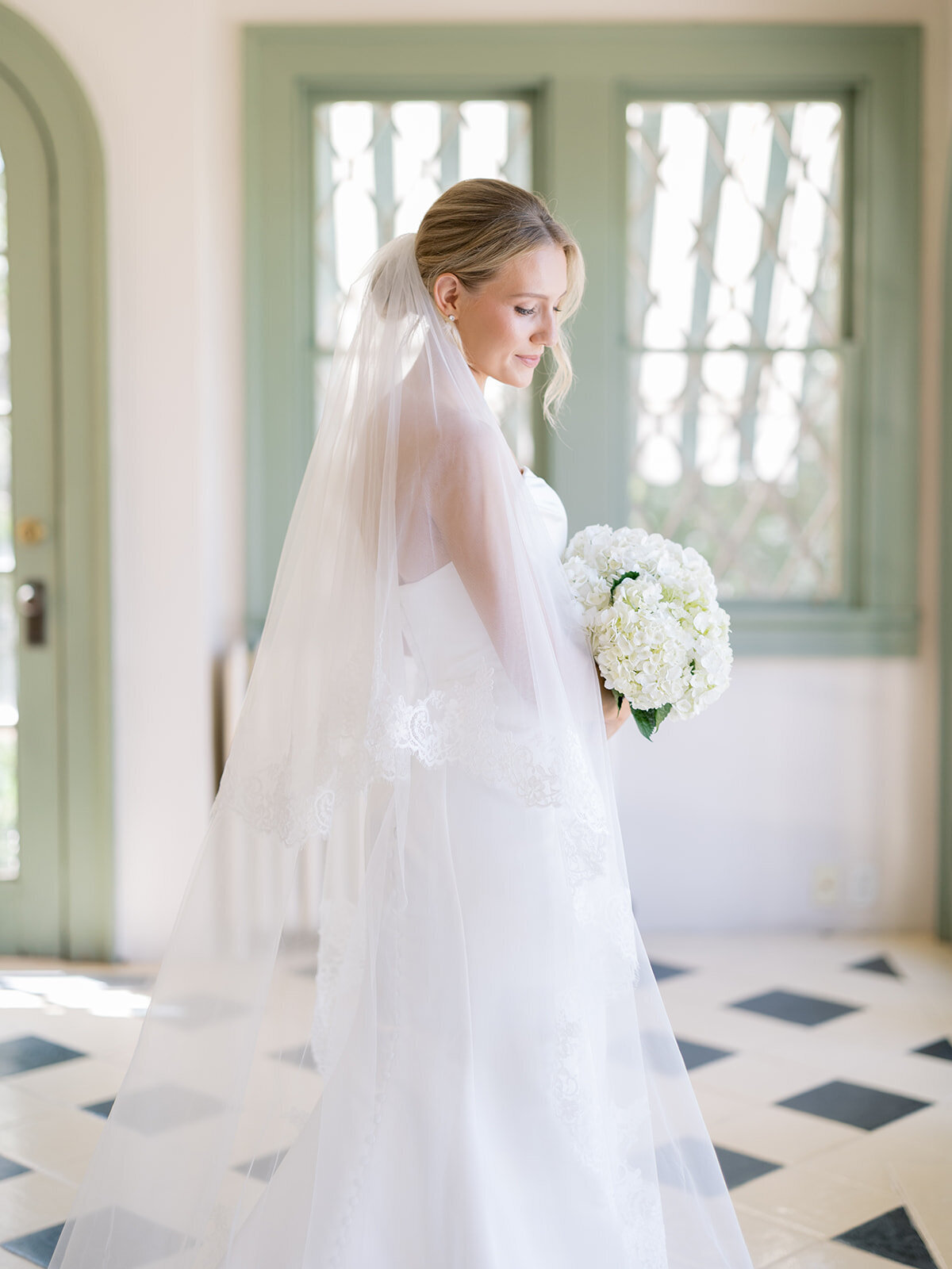 Olivia_Bridals_LCM-7826_websize